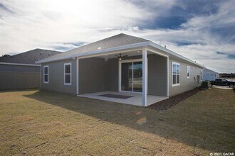 1689 SW 71st CIR in Gainesville, FL - Building Photo - Building Photo