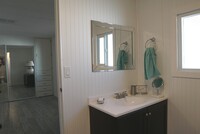 32660 Bloomfield Ave photo'