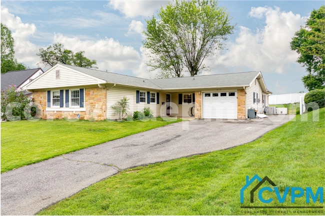 12110 Tulip Grove Dr in Bowie, MD - Building Photo - Building Photo