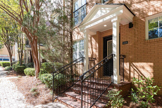 1402 Markan Dr NE in Atlanta, GA - Building Photo - Building Photo