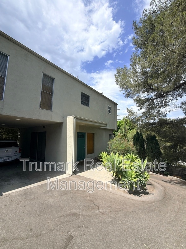 property at 3941 Clayton Ave W