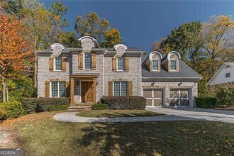 1106 Devine Cir NE in Atlanta, GA - Building Photo - Building Photo