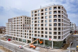 48-64 Des Laurentides Boul in Laval, QC - Building Photo