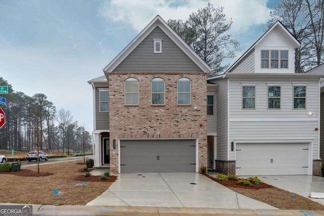property at 1095 Lawanna Dr