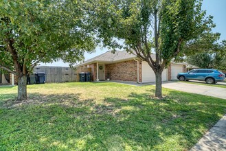 4802 SE 77th St in Oklahoma City, OK - Building Photo - Building Photo