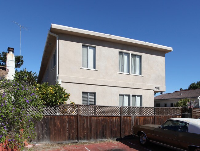 2912 Ingelow St in San Diego, CA - Building Photo - Building Photo