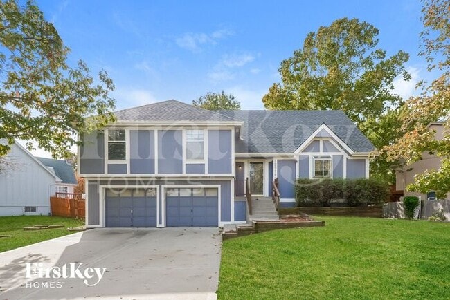 property at 12818 S Navaho Dr