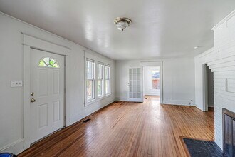 1112 N Duke St in Durham, NC - Building Photo - Building Photo