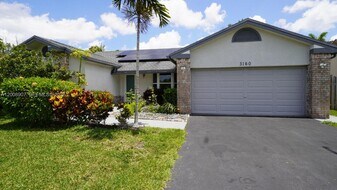 3160 NW 101st Ave in Sunrise, FL - Building Photo