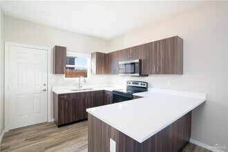 4116 Walnut Ave in McAllen, TX - Building Photo - Building Photo