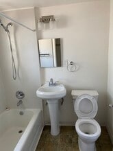 2701 T St, Unit 2701 in Sacramento, CA - Foto de edificio - Building Photo