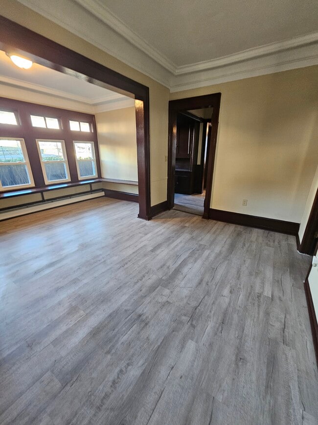 1209 Providence Rd in Scranton, PA - Foto de edificio - Building Photo