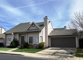 5354 Meadow Wood Ln in Oakley, CA - Building Photo