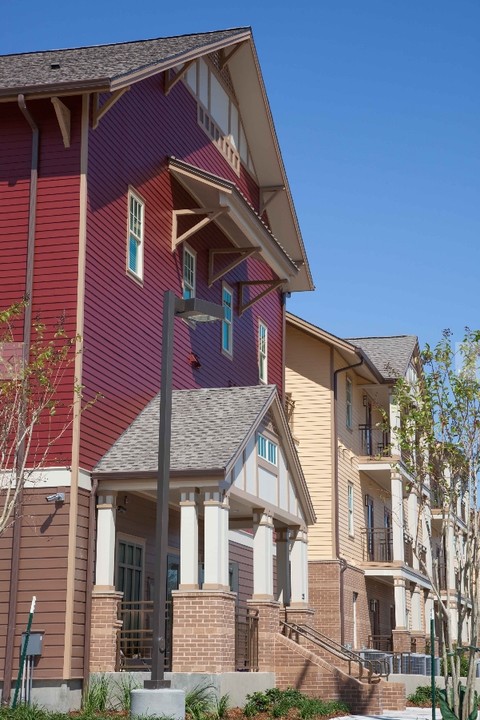 Barataria Station Apartments in Houma, LA - Building Photo