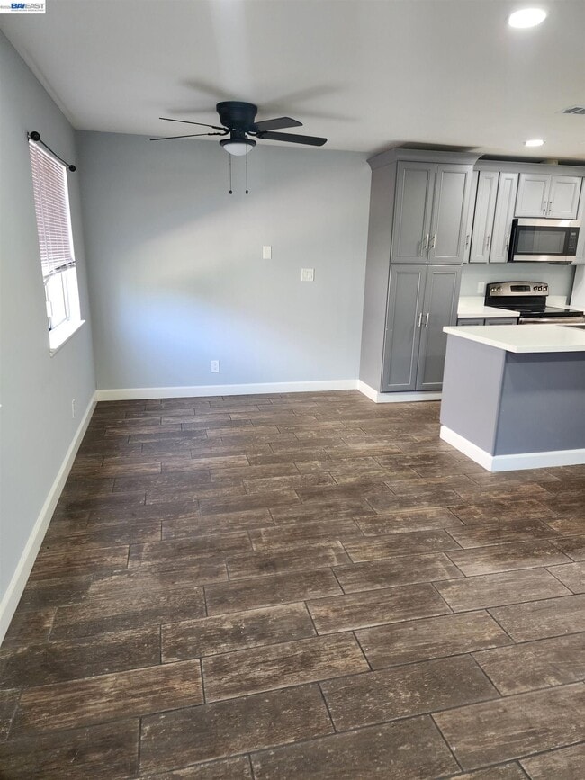 property at 4985 N Holt Ave