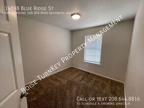 14098 Blue Ridge St in Caldwell, ID - Building Photo - Building Photo