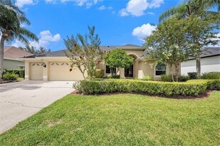 11918 Keating Dr in Tampa, FL - Building Photo