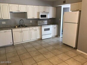 1862 S Buena Vista Dr in Apache Junction, AZ - Building Photo - Building Photo