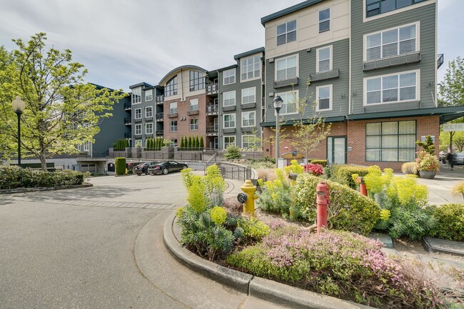 16275 NE 85th St in Redmond, WA - Building Photo - Building Photo