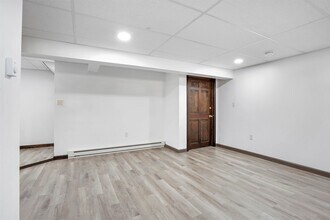 103 Portsmouth Ave in Manchester, NH - Foto de edificio - Building Photo