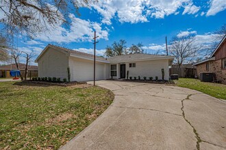 11603 Leader St in Houston, TX - Building Photo - Building Photo
