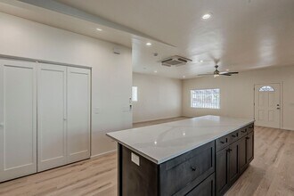 1625 E 8th St in Tucson, AZ - Foto de edificio - Building Photo