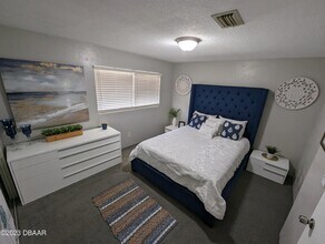 1600 S Palmetto Ave in South Daytona, FL - Building Photo - Building Photo