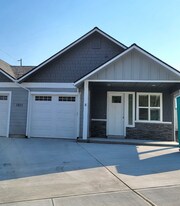 1811 McKittrick St in Wenatchee, WA - Building Photo