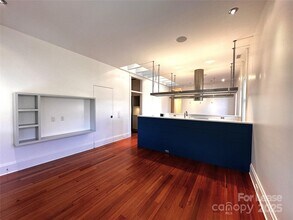 130 Biltmore Ave in Asheville, NC - Building Photo - Building Photo