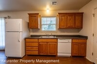 2215 W Wellington St photo'