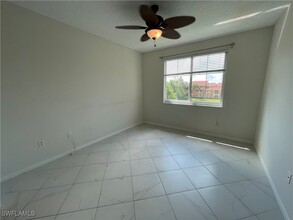 1190 Reserve Way in Naples, FL - Building Photo - Building Photo