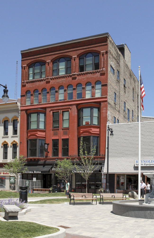 Lofts at the Kendall photo'