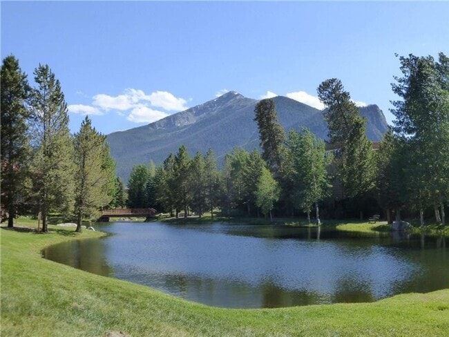 property at 762 Lagoon Dr