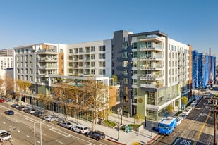 Emerald in Los Angeles, CA - Building Photo