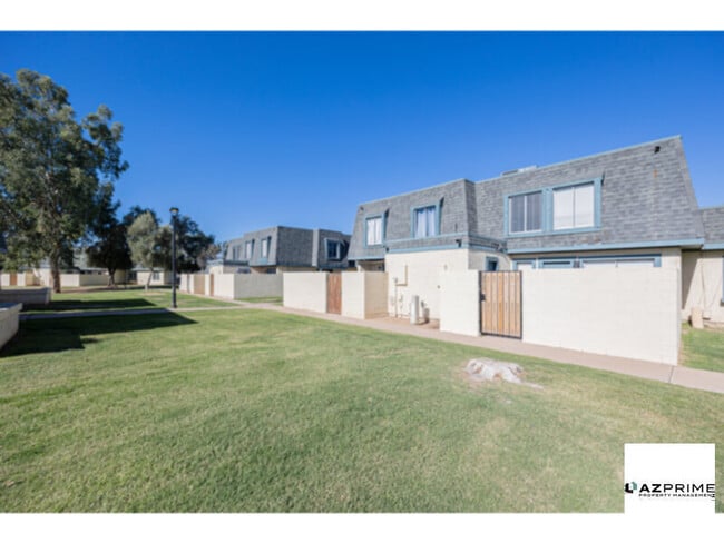 property at 3215 W Royal Palm Rd