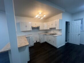 28 Wall St in Waterbury, CT - Building Photo - Building Photo