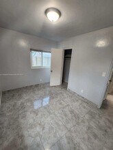 1015 NW 24th Ave in Fort Lauderdale, FL - Building Photo - Building Photo