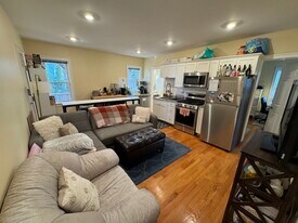 10 Cambridge Ter, Unit 1 in Cambridge, MA - Building Photo
