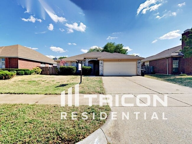property at 2545 Clovermeadow Dr
