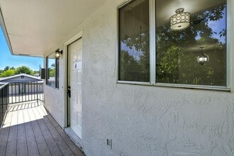 4710 Hayford Way in Sacramento, CA - Building Photo - Building Photo