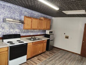 56 Sunset Ln in Willow Creek, CA - Building Photo - Building Photo