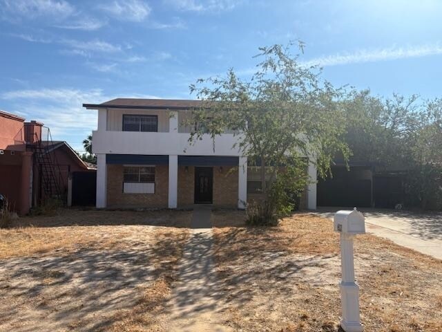 607 Wimberley Rd in Laredo, TX - Foto de edificio