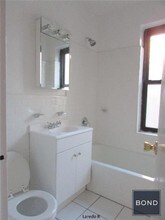 162 E 55th St-Unit -#3C in New York, NY - Building Photo - Building Photo