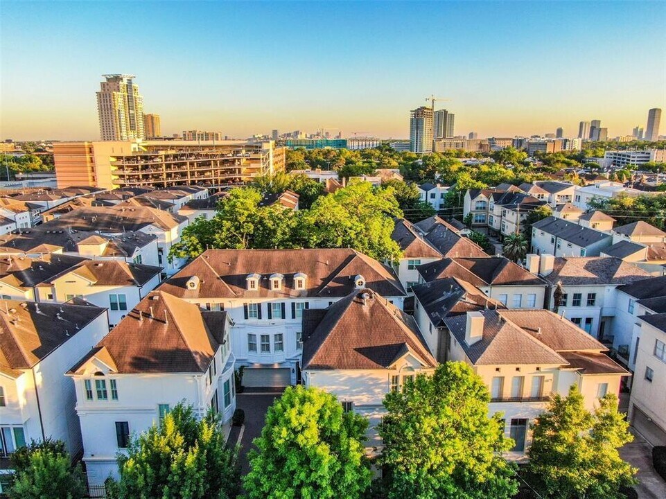4303 Feagan St in Houston, TX - Building Photo