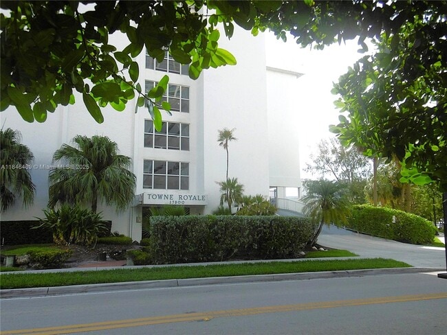 property at 17800 Atlantic Blvd