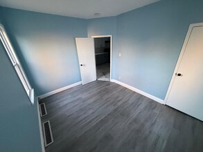 106 N Munn Ave in Newark, NJ - Foto de edificio - Building Photo