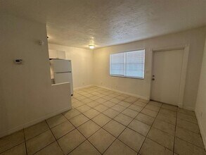3791 Riverside Dr in Coral Springs, FL - Building Photo - Building Photo