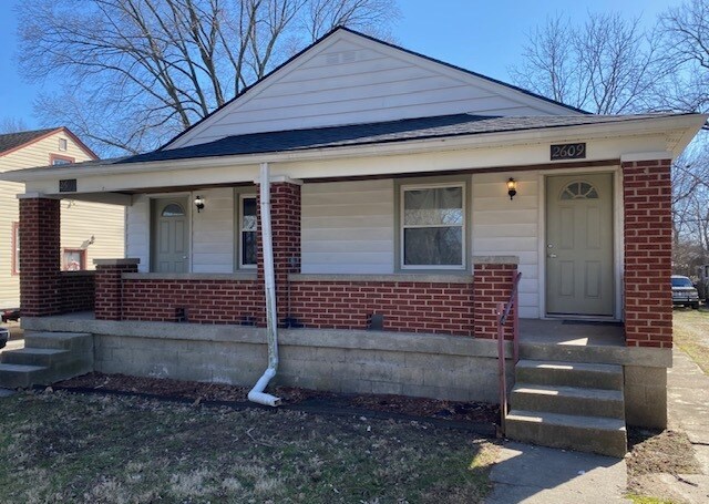 2611 E Troy Ave, Unit 2611 in Indianapolis, IN - Foto de edificio