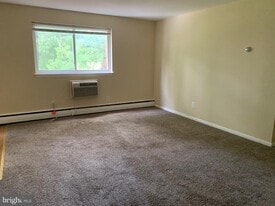 459 Hockersville Rd in Hershey, PA - Building Photo