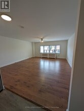 2798 Lake Shore Blvd W in Toronto, ON - Building Photo - Building Photo